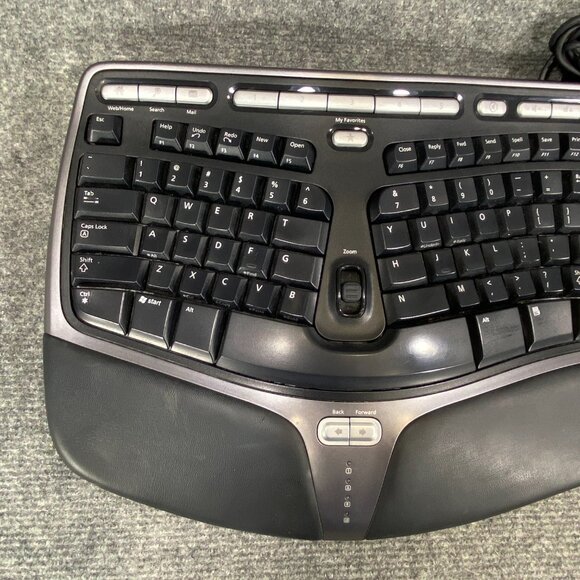 Microsoft Natural Ergonomic USB Wired Keyboard 4000 V1.0 Black KU-0462 - Picture 3 of 8